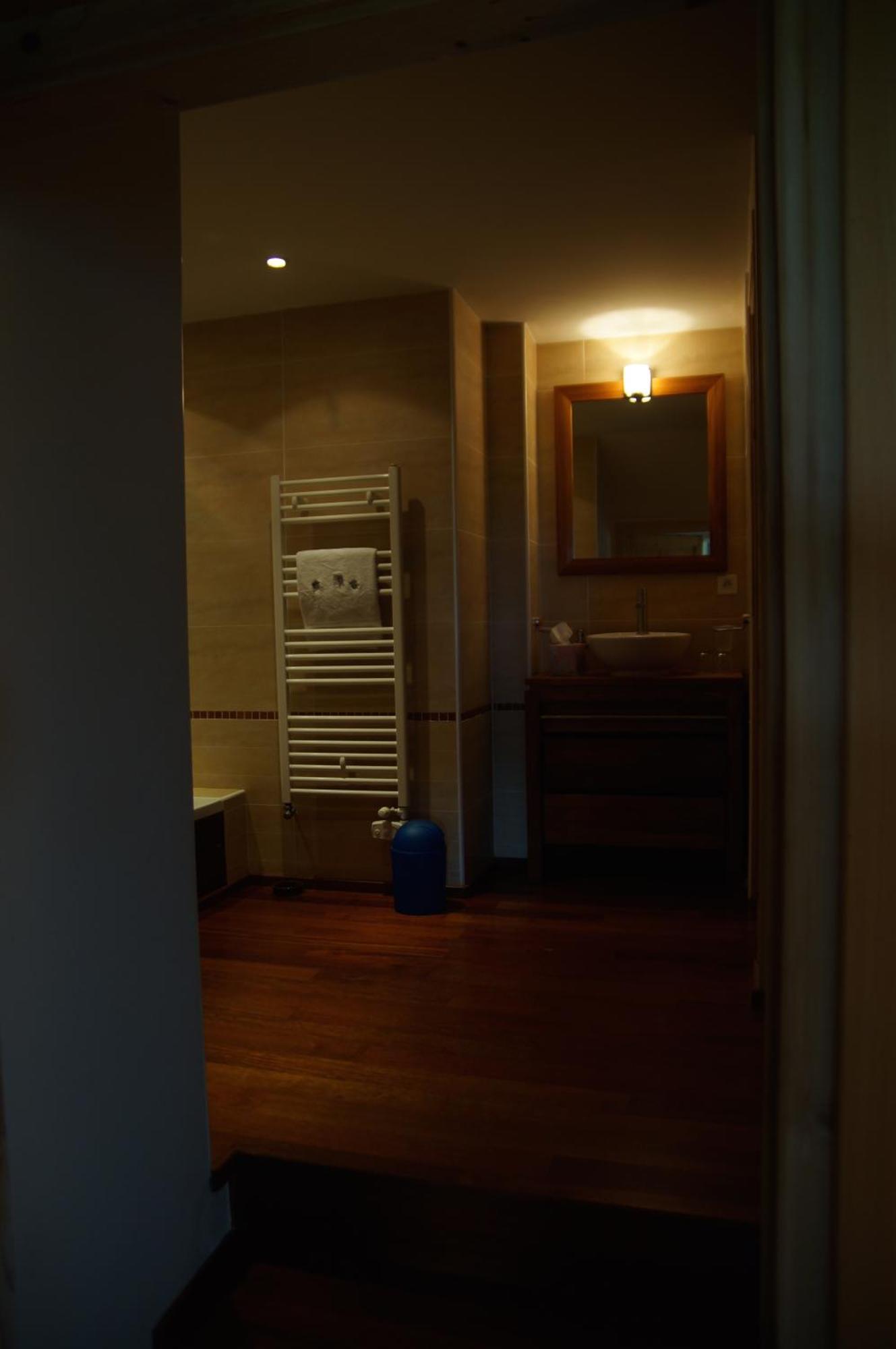 Le Grand Noe Bed & Breakfast Roisey Bilik gambar